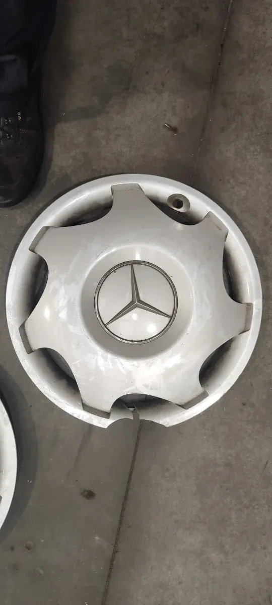 Tapacubos Mercedes 16 (Juego de 4)