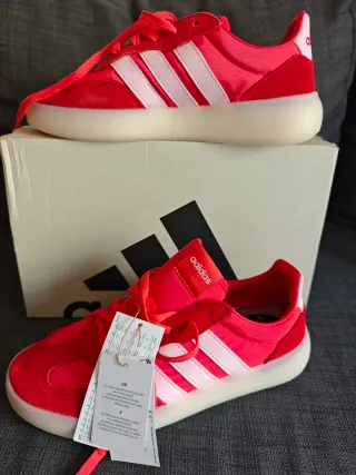 Tenis Adidas Rojos y Rosas
