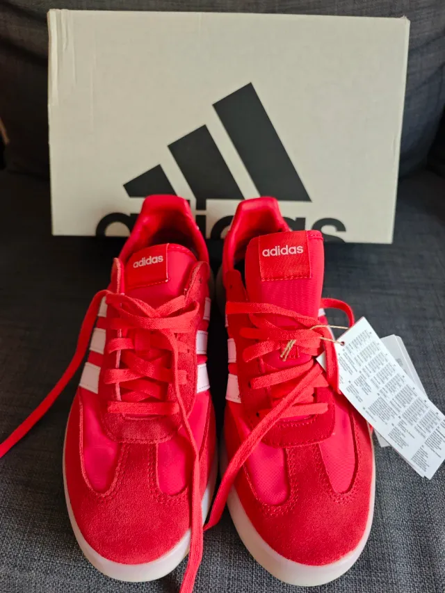 Tenis Adidas Rojos y Rosas
