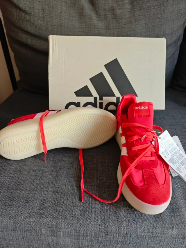 Tenis Adidas Rojos y Rosas