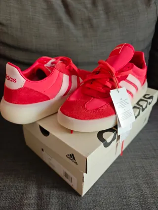 Tenis Adidas Rojos y Rosas