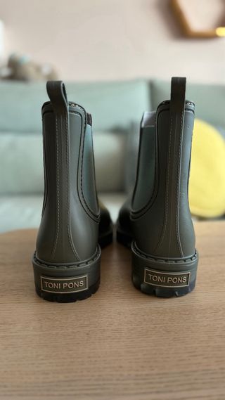 Botas de agua Toni Pons verde oliva sin usar