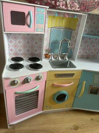 Cocinita de madera para niños