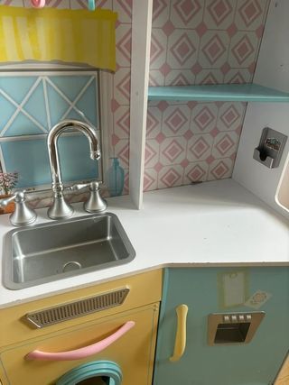 Cocinita de madera para niños