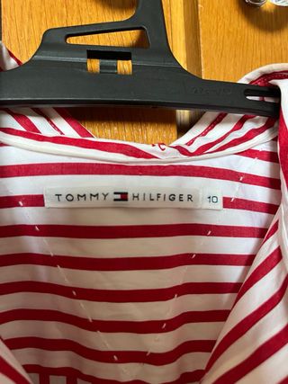Camisa Tommy Hilfiger Rayas Rojas y Blancas