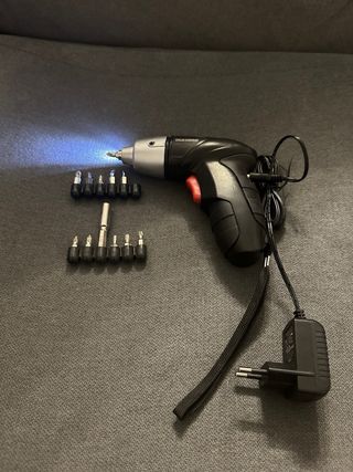 Liquidación por mudanza – muebles, sofá, cama, TV