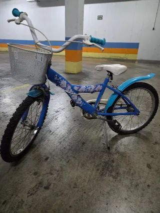 Bicicleta Infantil Azul con Cesta