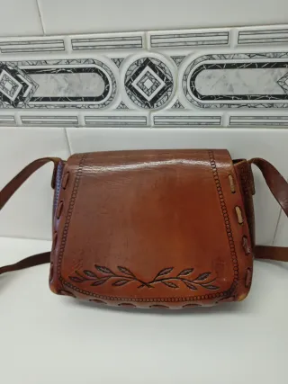 Bolso Cuero Vintage Grabado Trenzado