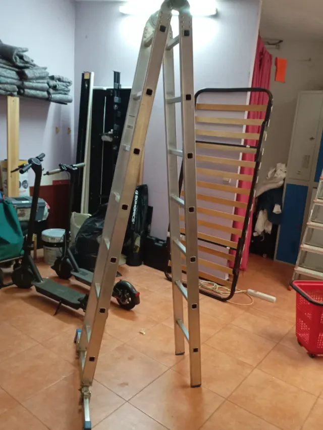 Escalera extensible aluminio