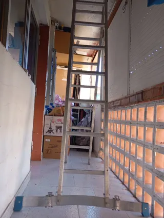 Escalera extensible aluminio