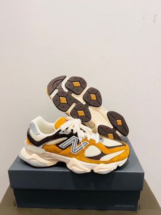 New Balance NB 9060 Giallo Marrone