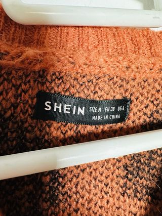 Jersey pelo crop Shein talla M