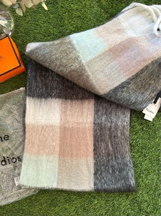 Bufanda Acne Studios Nueva con Etiquetas