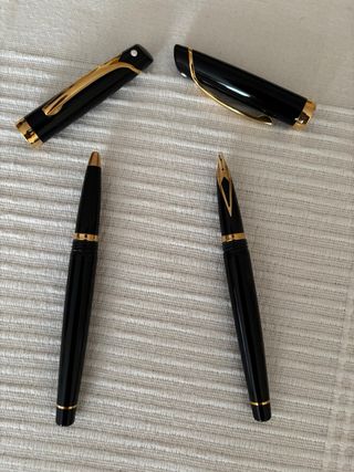 Pluma y bolígrafo . También individual