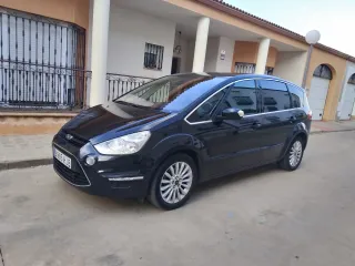 Ford S-MAX 2013