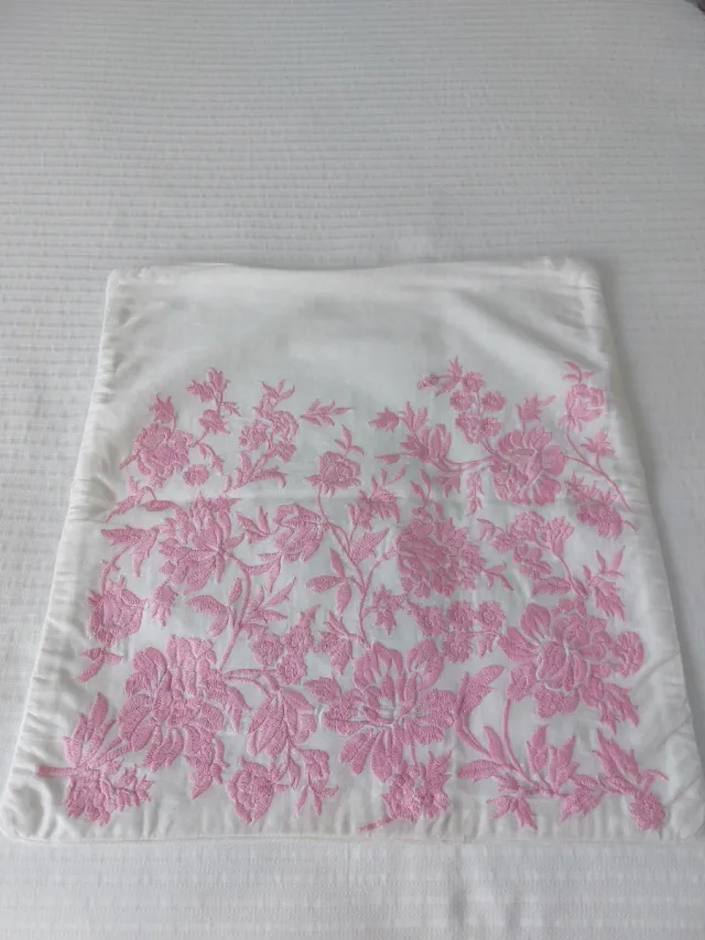 Funda Cojín Zara Home Flores Rosa