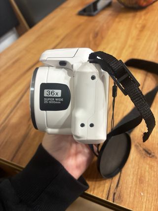 Cámara Fujifilm FinePix S8600