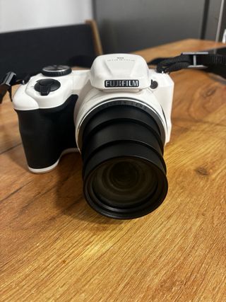 Cámara Fujifilm FinePix S8600