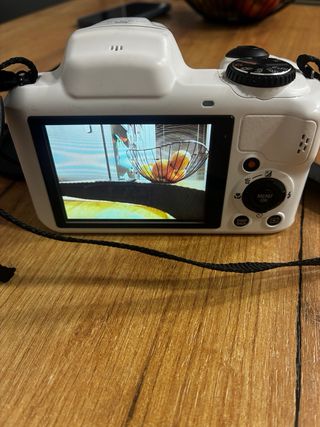 Cámara Fujifilm FinePix S8600
