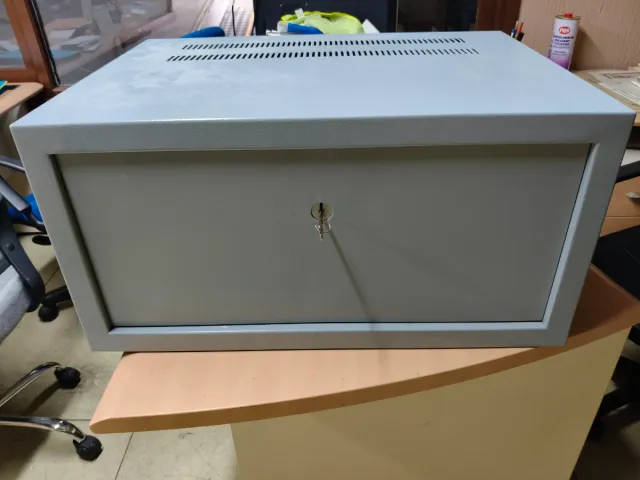 Gabinete seguridad para ordenador