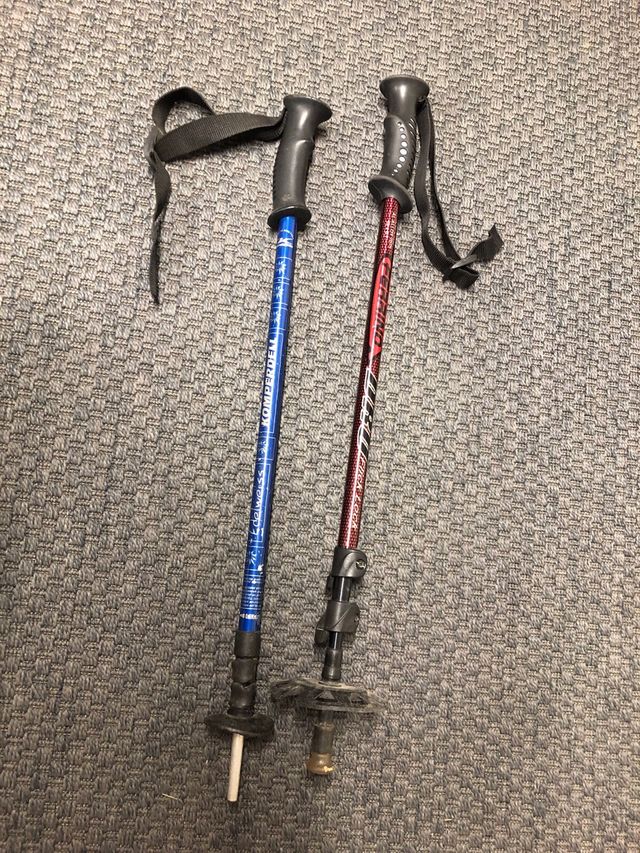 Bastones de senderismo ajustables