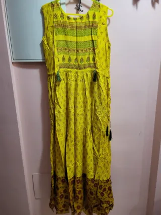 Vestido largo con dupatta
