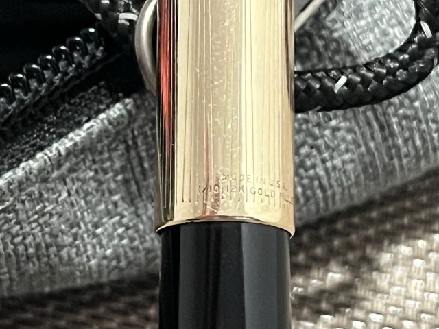 Pluma Estilográfica Parker 51 Negra y Dorada