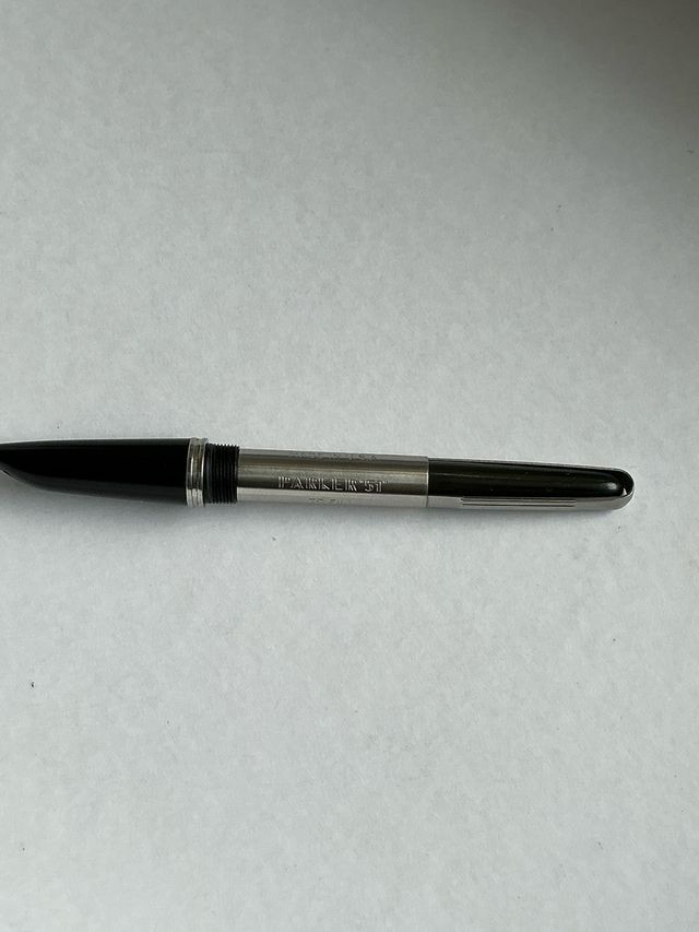 Pluma Estilográfica Parker 51 Negra y Dorada