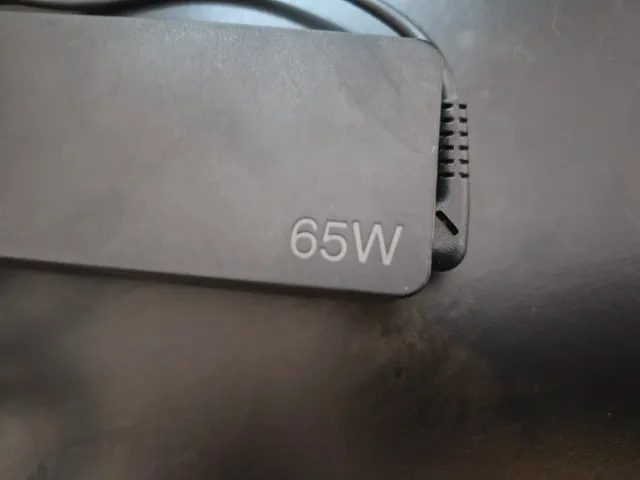 Cargador Lenovo USB-C 65W