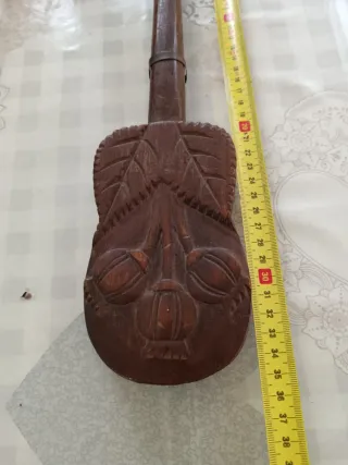 Bilancino antico in legno decorativo