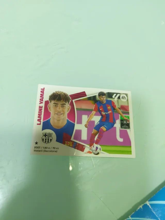 Cromo Liga 24-25 Sorloth Villarreal CF Nº20