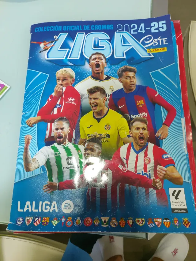 Cromo Liga 24-25 Sorloth Villarreal CF Nº20