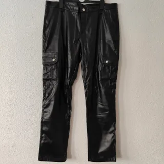 Pantalones Cargo Polipiel Negros