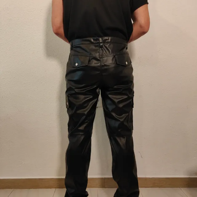 Pantalones Cargo Polipiel Negros