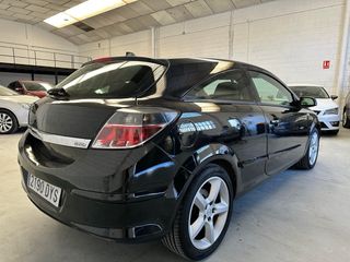 Opel Astra GTC 1.8 16v Sport