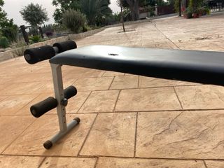 Banco Romano Fitness + Barra + 2 Pesas 10kg