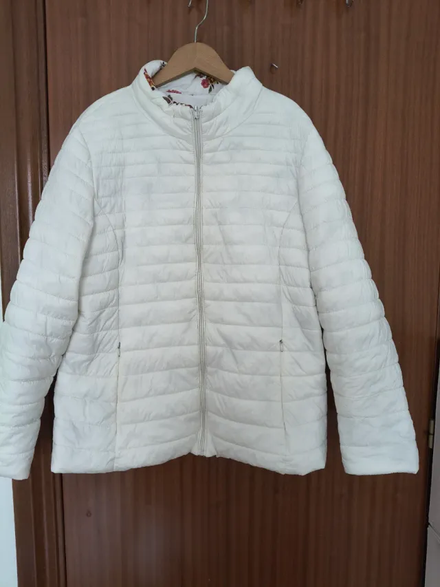 Chaqueta acolchada reversible blanca talla L