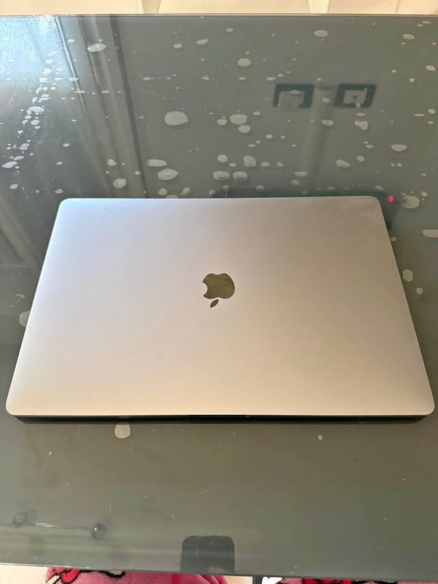 MacBook Pro 13 256GB SSD 8GB RAM Grigio Siderale
