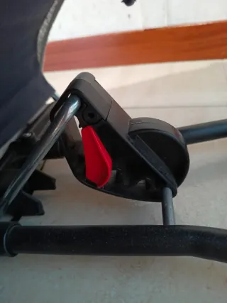 Hamaca BabyBjörn gris estrellas