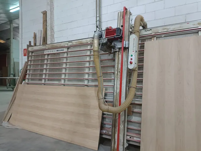 STRIEBIG Sierra vertical mural