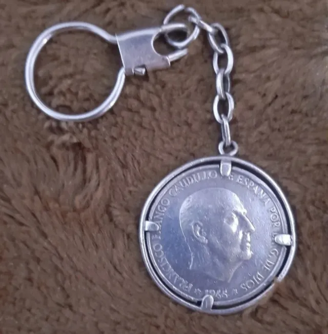 Llavero Moneda Francisco Franco 1966