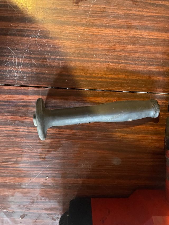 Martillo Hilti TE74 con broca