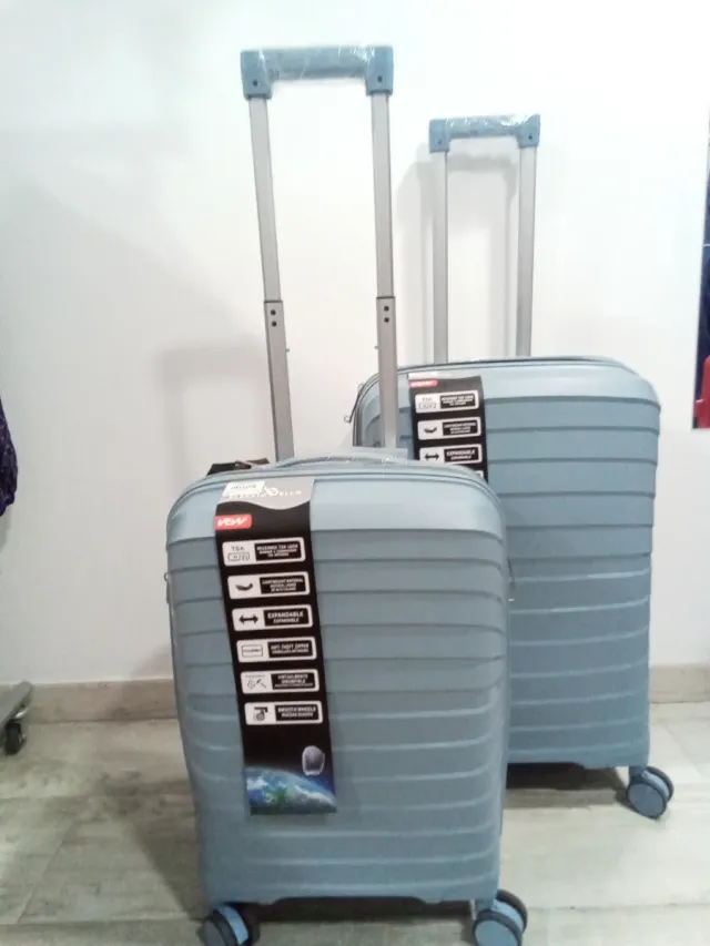 Juego 2 Maletas Medianas 49.95euros