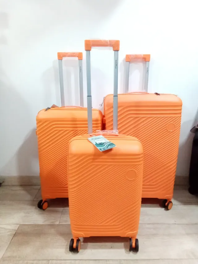 Juego 2 Maletas Medianas 49.95euros