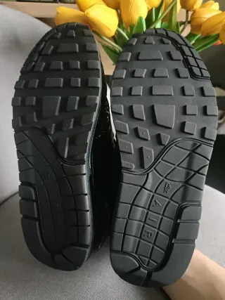 Nike Air Max 1 By You T37.5 Negro/Dorado