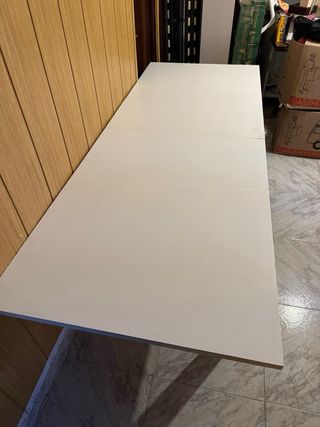 Mesa de comedor blanca extensible