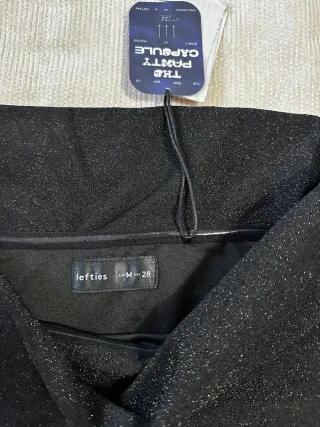 Top Negro Brillante Hombros Descubiertos