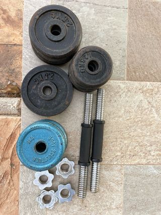 Mancuernas y discos de pesas