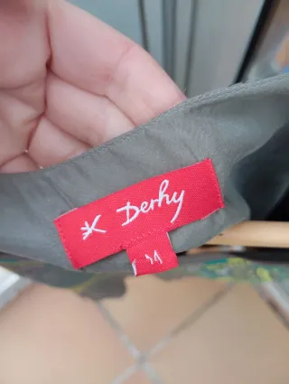 Blusa K. Darchy bordada talla M