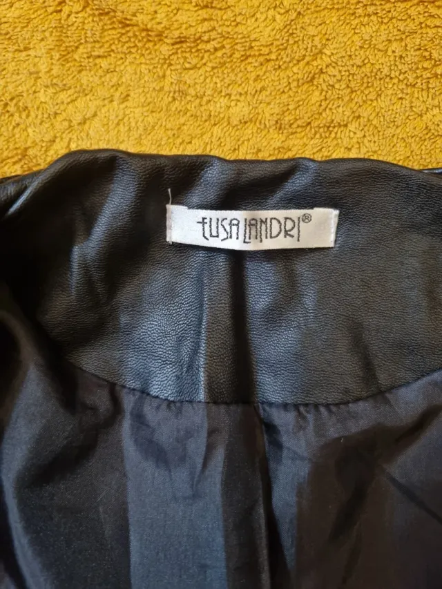 Giacca ecopelle nera taglia 40